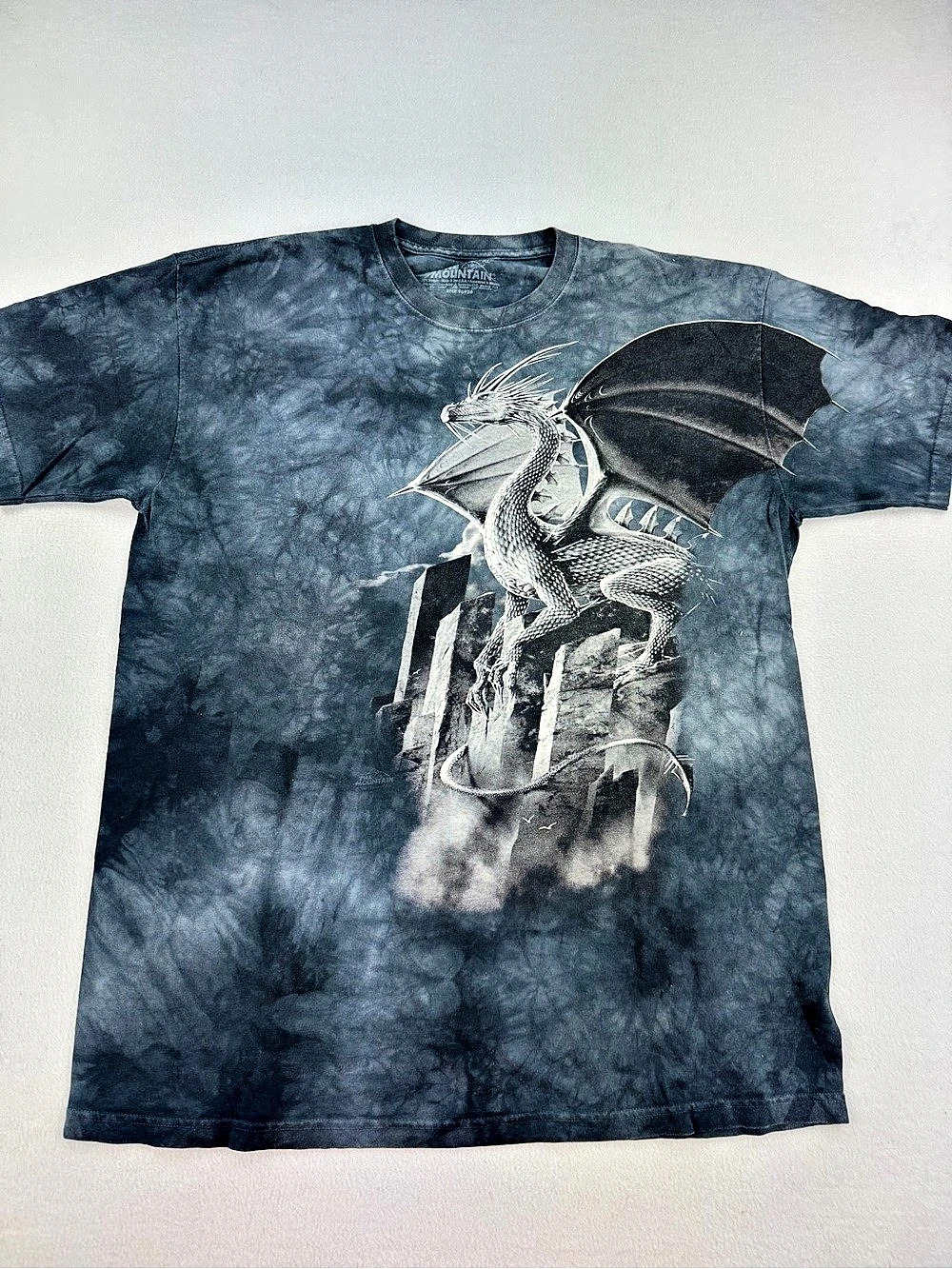 The Mountain Silver Dragon Classic Black Tie Dye Vincent Hie Fantasy Art Size XL